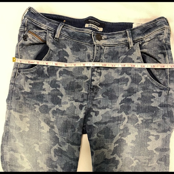 Scotch & Soda | Maison Scotch Camo Boyfriend Jeans - Picture 12 of 12